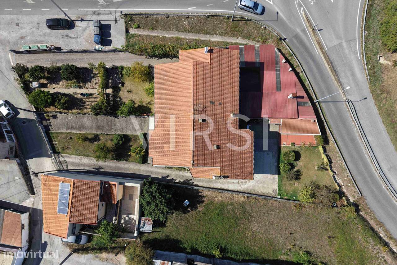T3 com sótão, 2 garagens e amplo espaço exterior - São Martinho do...-52