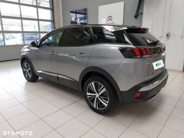 Peugeot 3008 1.5 BlueHDi Allure Pack S&S EAT8 - 8