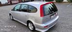 Honda Stream 2.0i ES - 10