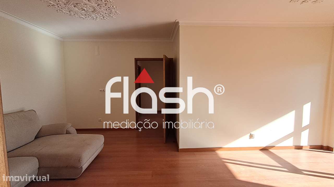 Apartamento T2 em Queluz-5