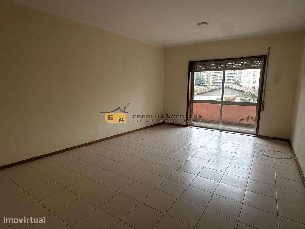 T3 Duplex São Mamede Infesta - Grande imagem: 5/16