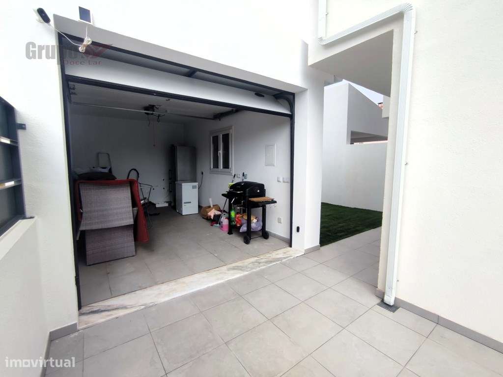 Moradia Geminada T3 Triplex, com Garagem e como Nova em Quinta do C...-27