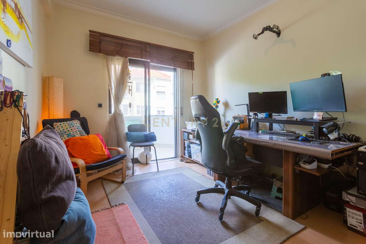 Apartamento T2 Vale Flores-6
