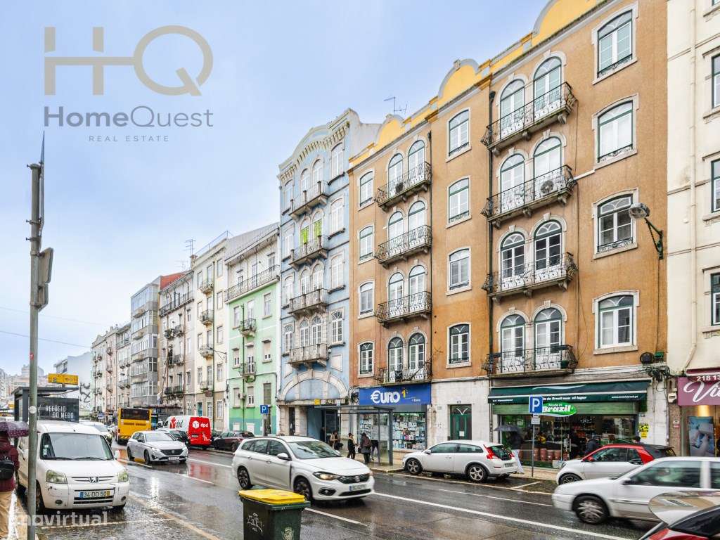 Apartamento T5 à venda em Arroios com 200 m2-1