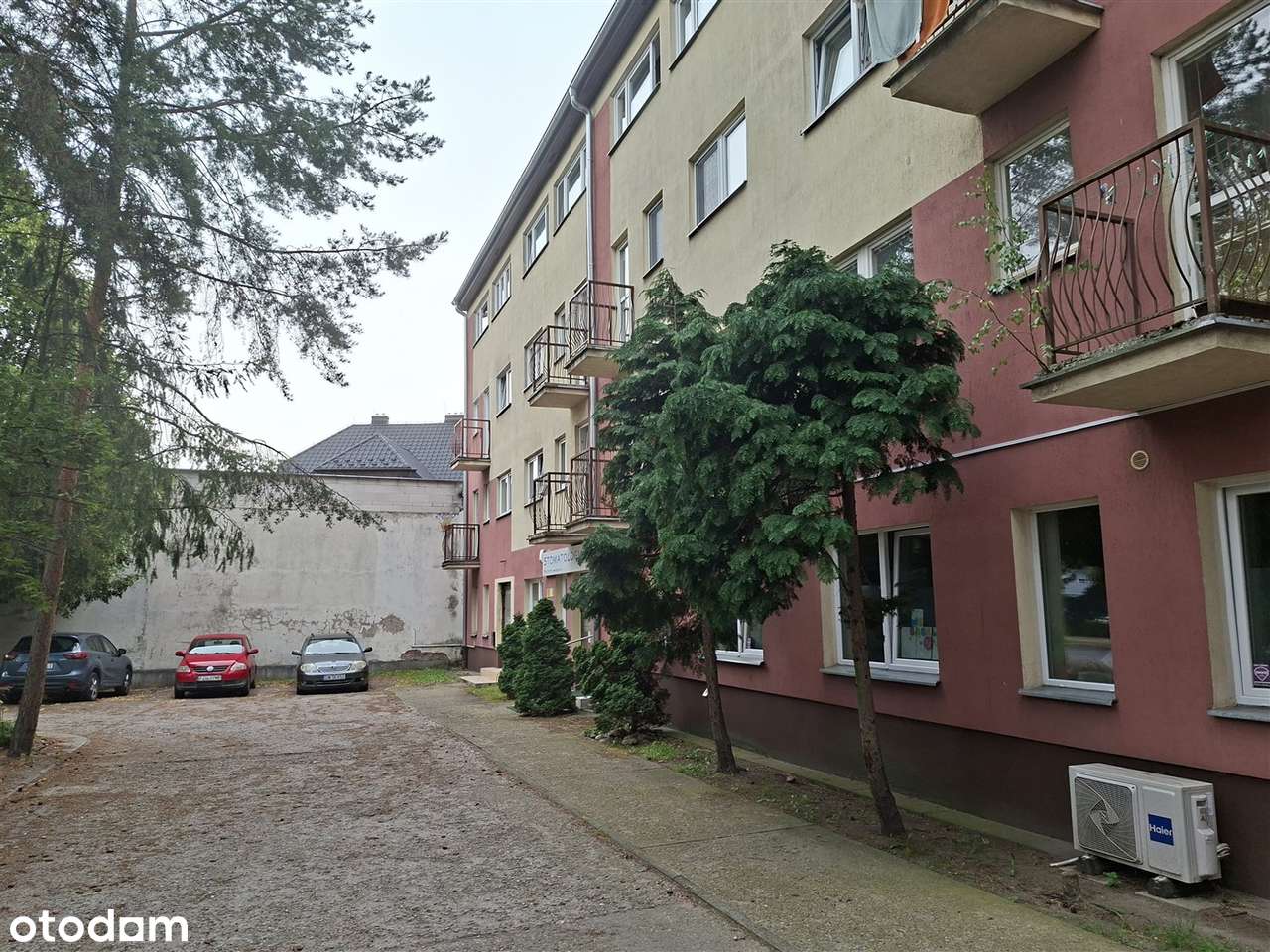 Nowa cena! Mieszkanie 3-pokojowe z balkonem na Pilczycach-1