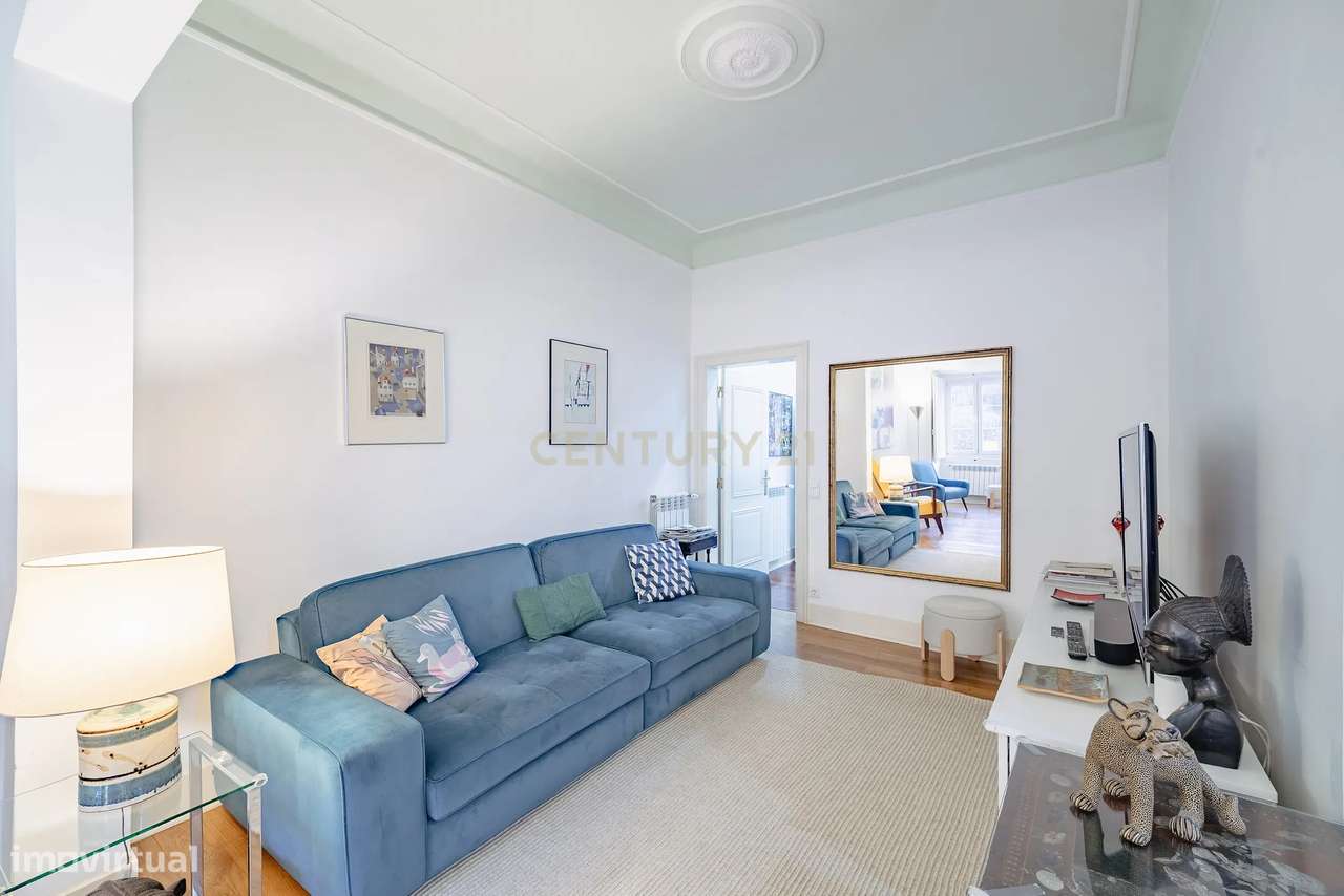 Elegante Apartamento T3 Renovado no Centro Histórico de Lisboa – Rua d-22