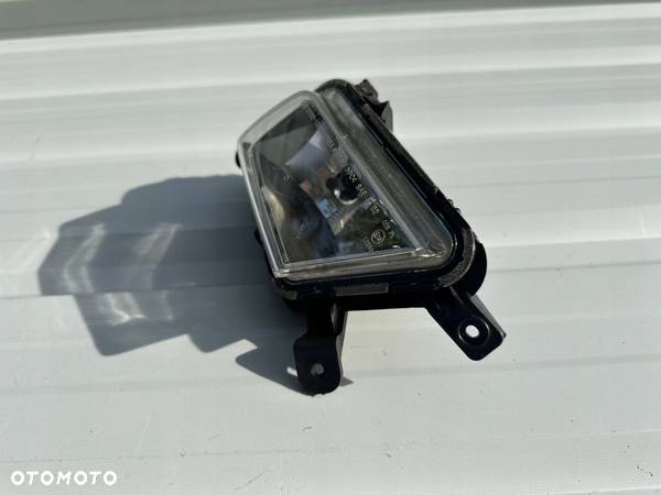 KIA RIO II 2 LIFT 09-11R LAMPA HALOGEN PRAWY PRZÓD PRZEDNI - 10