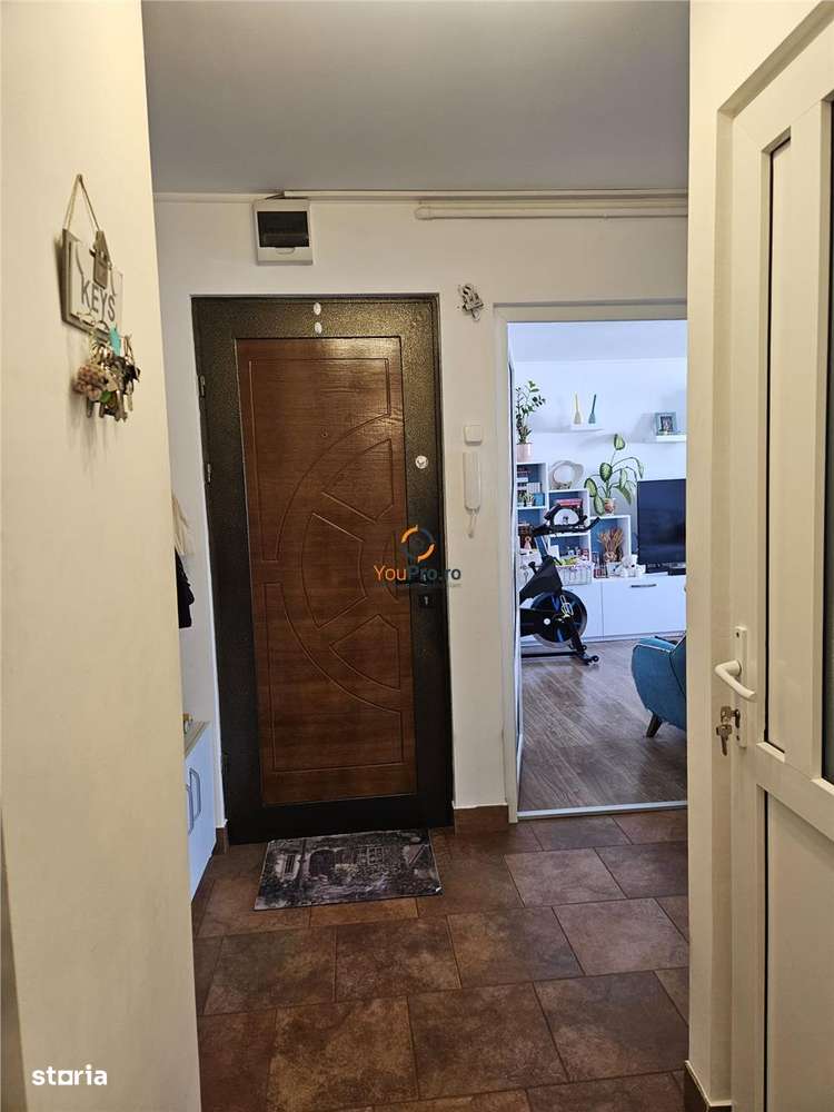 Apartament deosebit 3 camere decomandat zona Soarelui-5