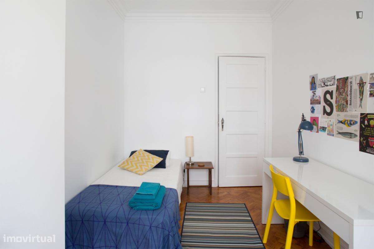 Quarto - localizado em Arroios Lisbon - Grande imagem: 5/7