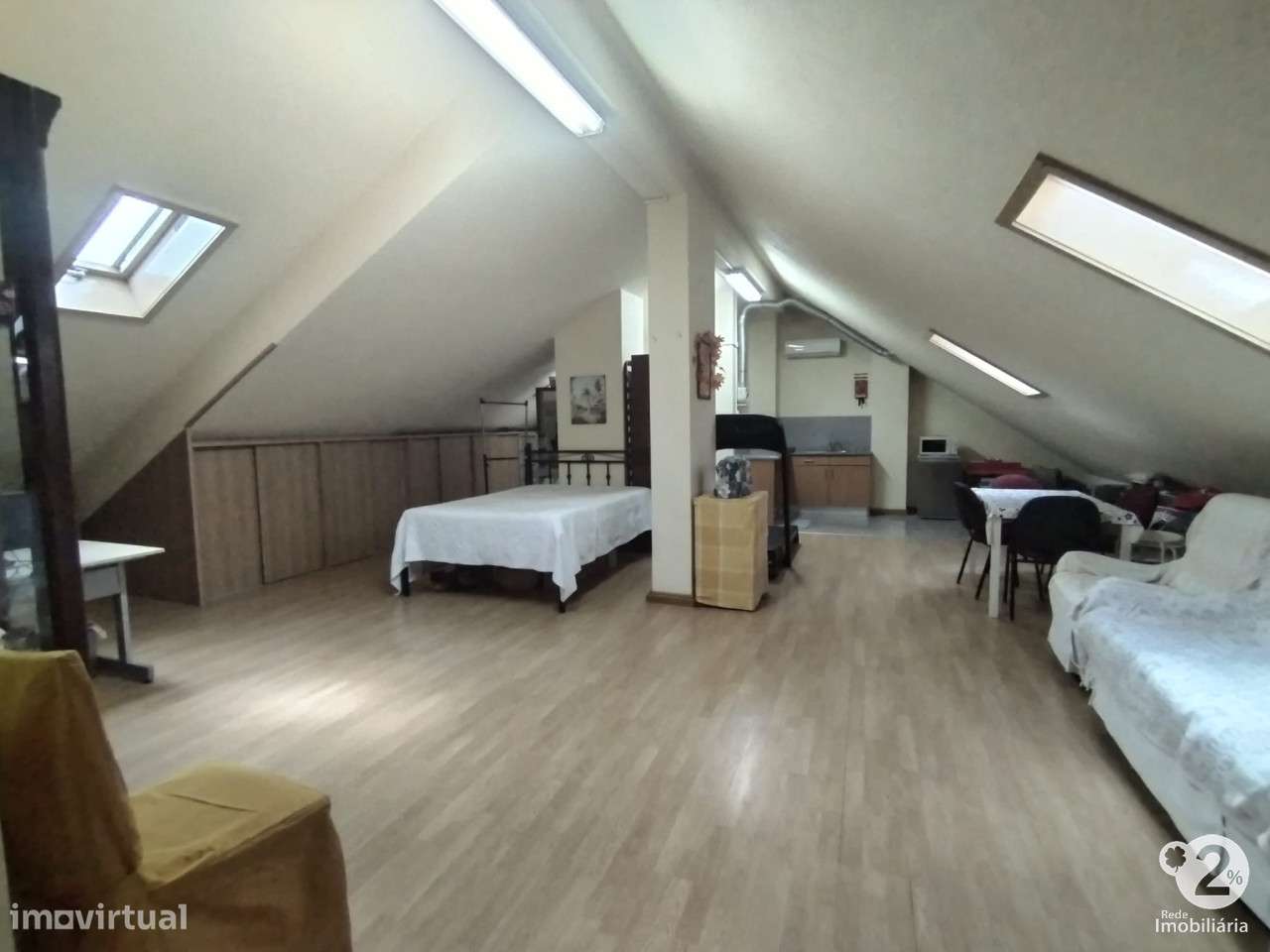 Andar de Moradia T3 + Duplex Open Space, num total de 280m2 de área...-30