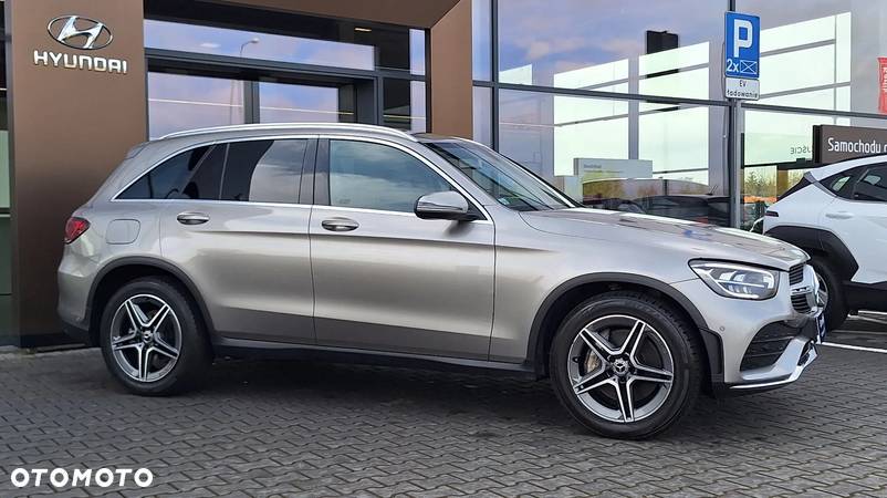 Mercedes-Benz GLC - 4