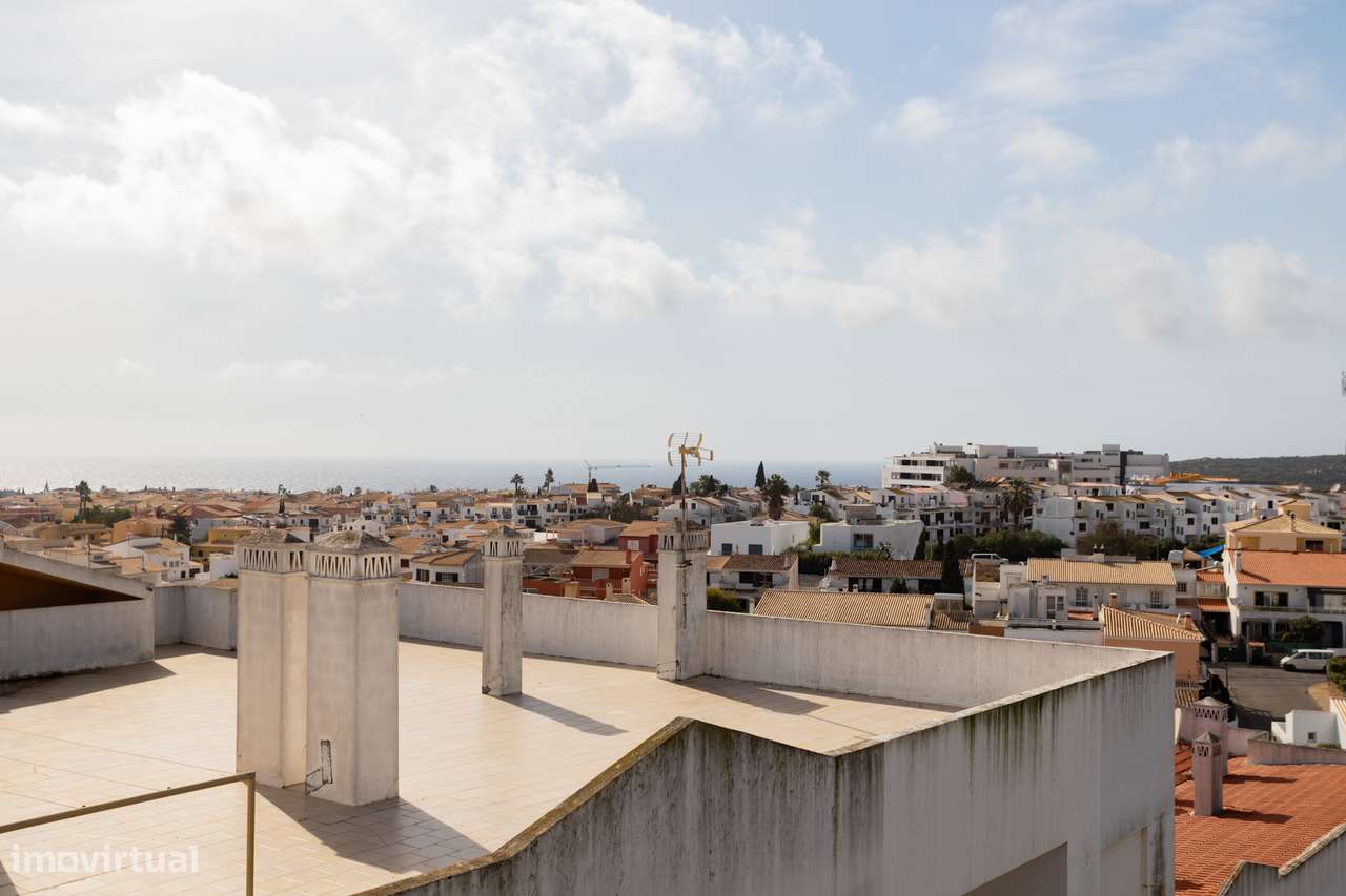 Apartamento T2 com Vista Mar e Conforto Familiar em Lagos!-19