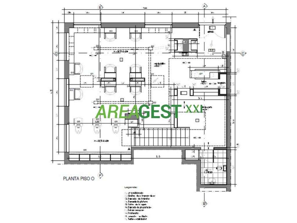Loja para venda com rendimento, nas Laranjeiras, em Lisboa-17