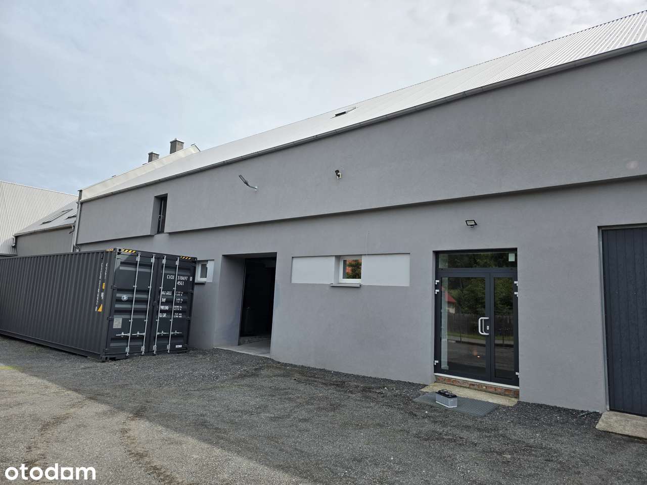 Hala na wynajem 210m² z rampą i ogrzewaniem - Pełny obrazek: 4/20