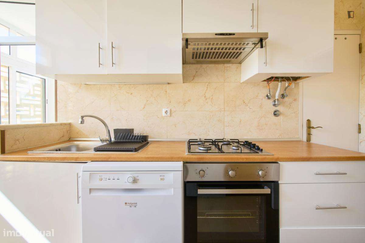 Quarto - localizado em Alvalade Lisbon - Grande imagem: 4/41