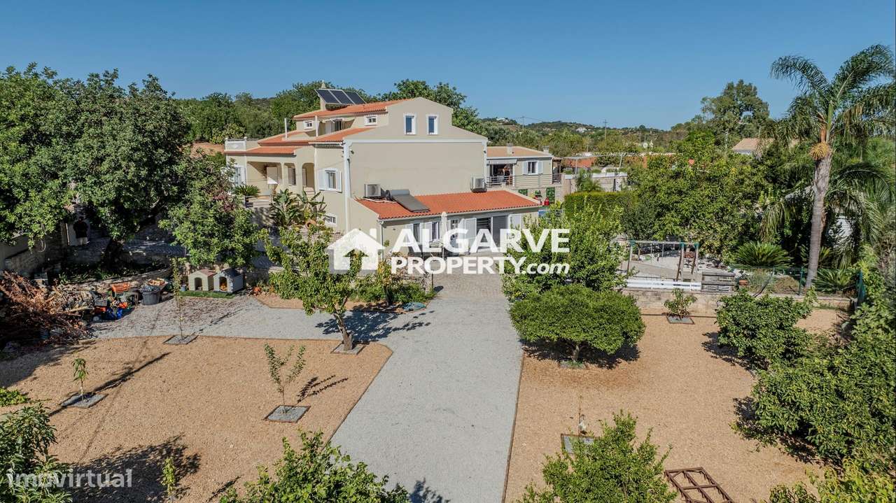 Moradia V3 + 2 numa zona calma perto de Loulé, Algarve-35