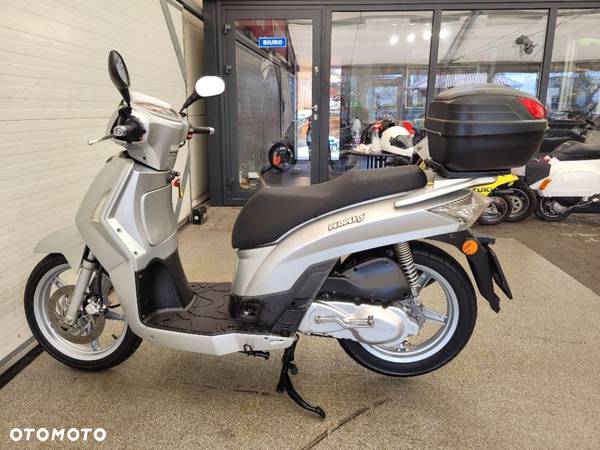 Kymco People - 24