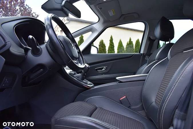 Renault Grand Scenic BLUE dCi 120 BOSE EDITION - 10
