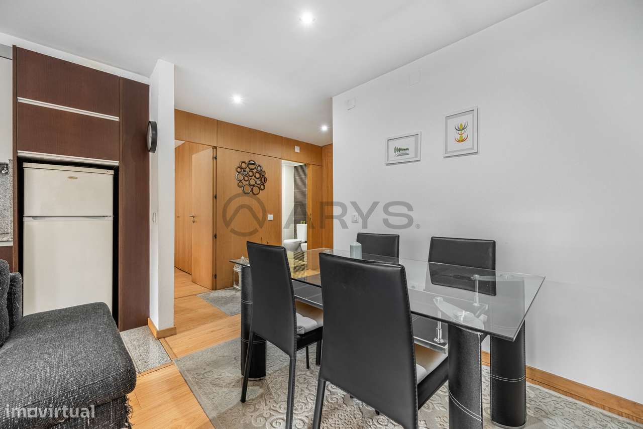 Apartamento T1 em Nogueiró, Braga com Lugar de Garagem-5