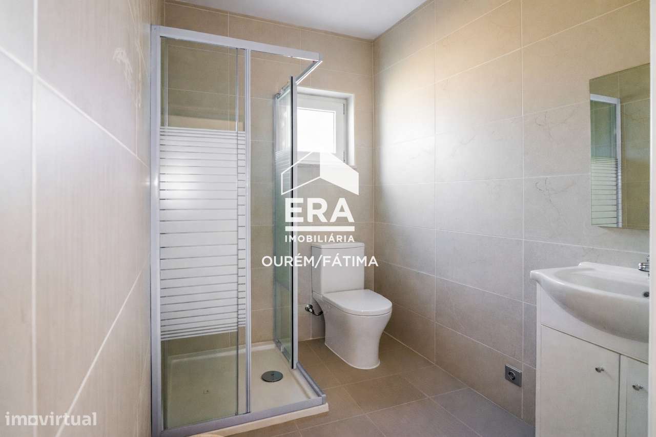 Moradia T4, Caneiro, Ourém-21