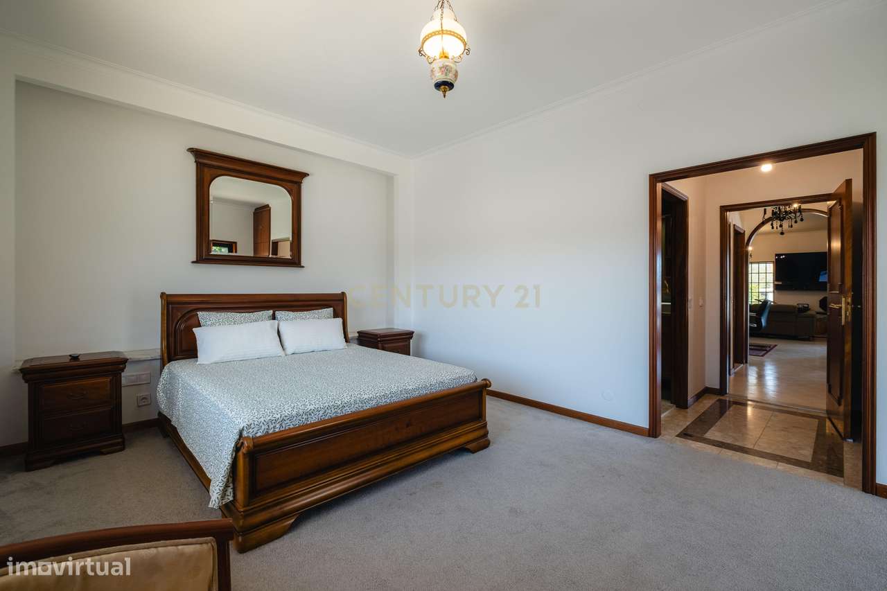 MORADIA T3 A 800M DA PRAIA DE SALGUEIROS | CANIDELO-25