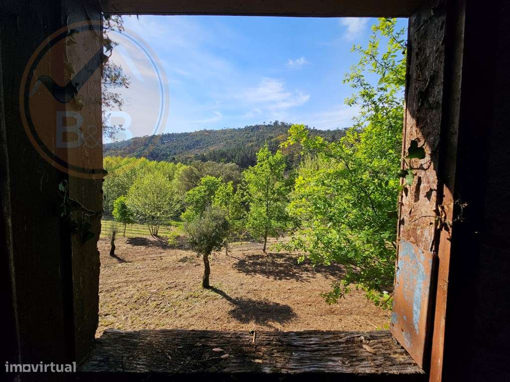 Quinta junto ao rio e área de lazer de Santa Senhorinha de Basto, C...-5