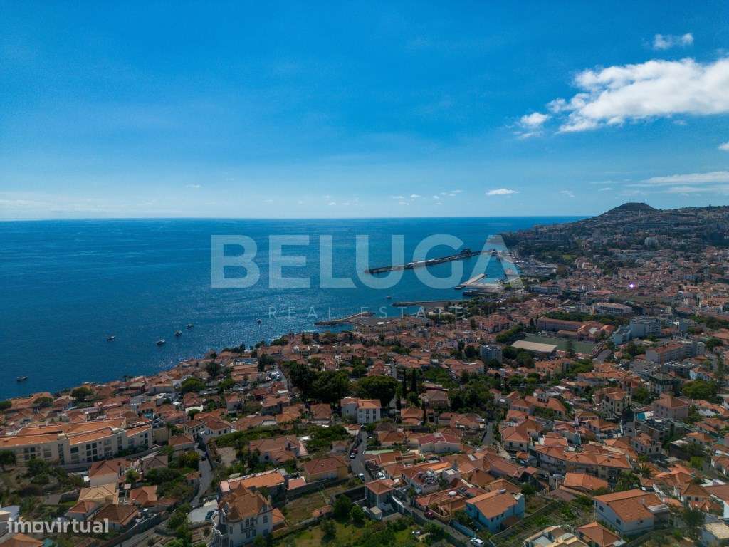 MORADIA T4 COM QUINTAL || URBANIZAÇÃO 'QUINTA DO FAIAL' (FUNCHAL)-59