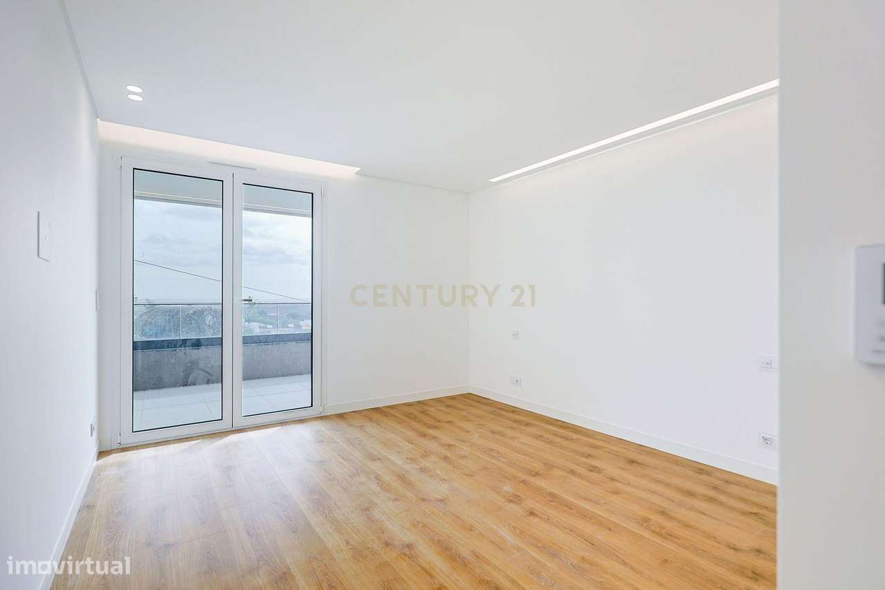 Apartamento T3 na MalvaRosa, Alverca-18