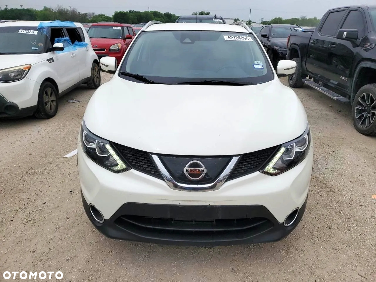 Nissan Qashqai - 6