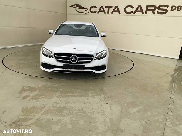 Mercedes-Benz E 220 d T 9G-TRONIC - 2