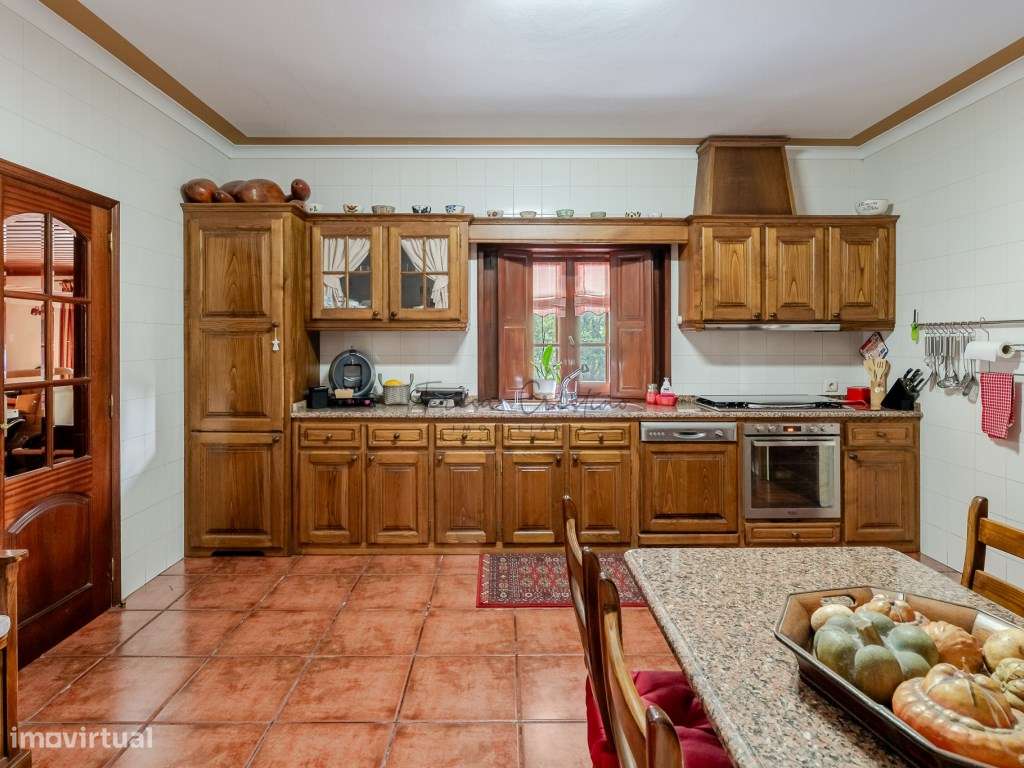 Moradia T3 Isolada com Anexo e 750 m² de Terreno Arca, Ponte de Lima-5