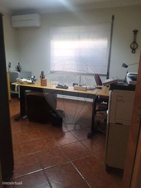 Moradia T5 para venda-23