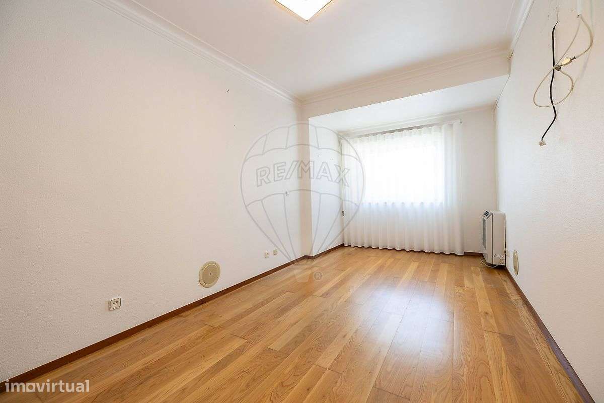 Moradia T4 para venda-17