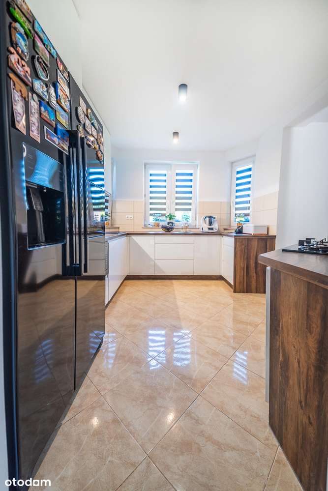 Elegancki dom w Jasienicy Rosielnej.-7