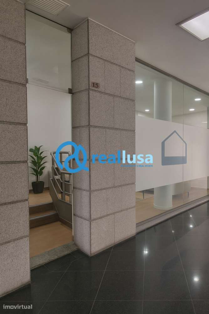 Escritório Centro de Gondomar Junto à Igreja-3