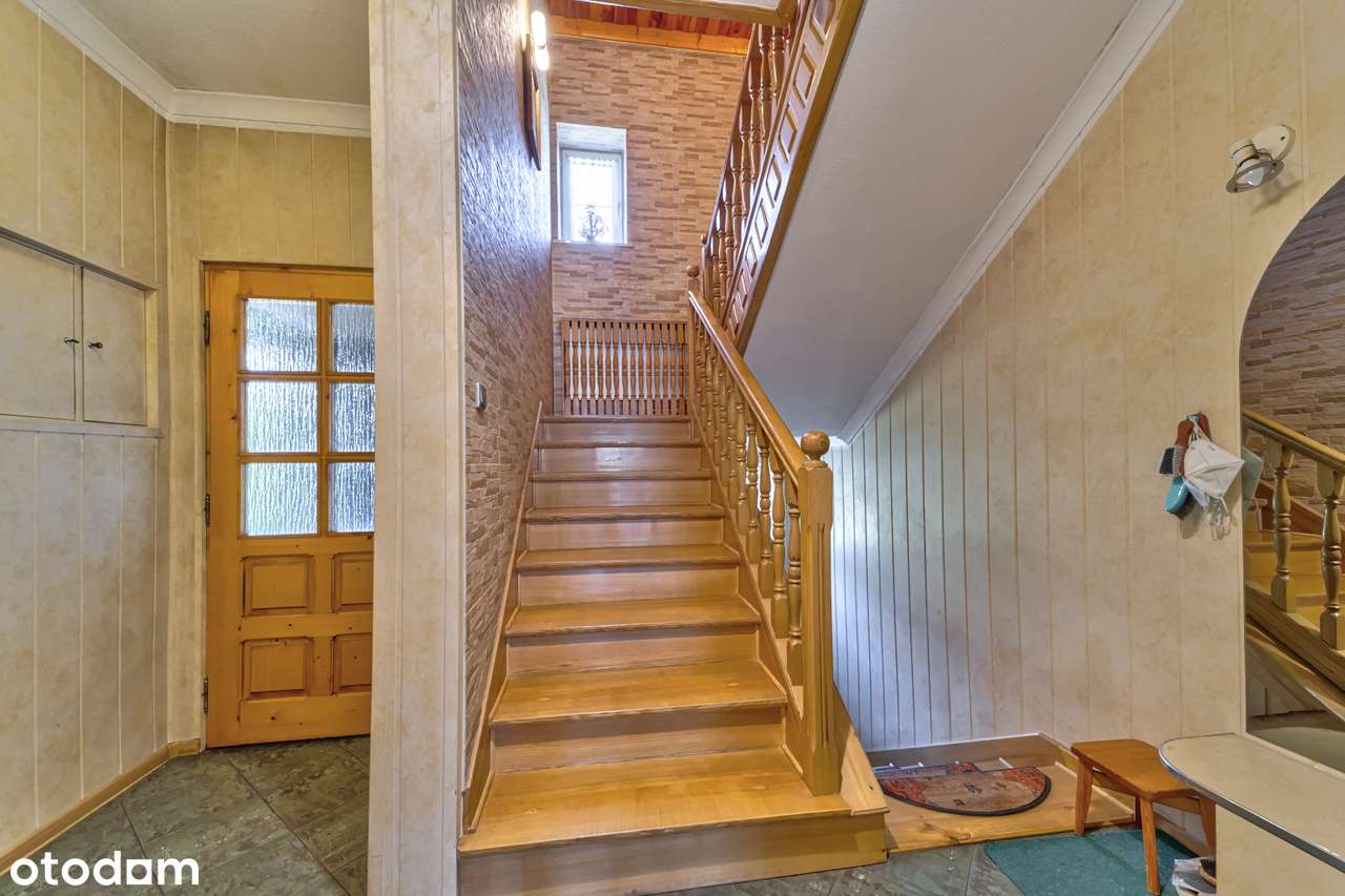 Dom z wyjątkowym widokiem. Bez prowizji.-8