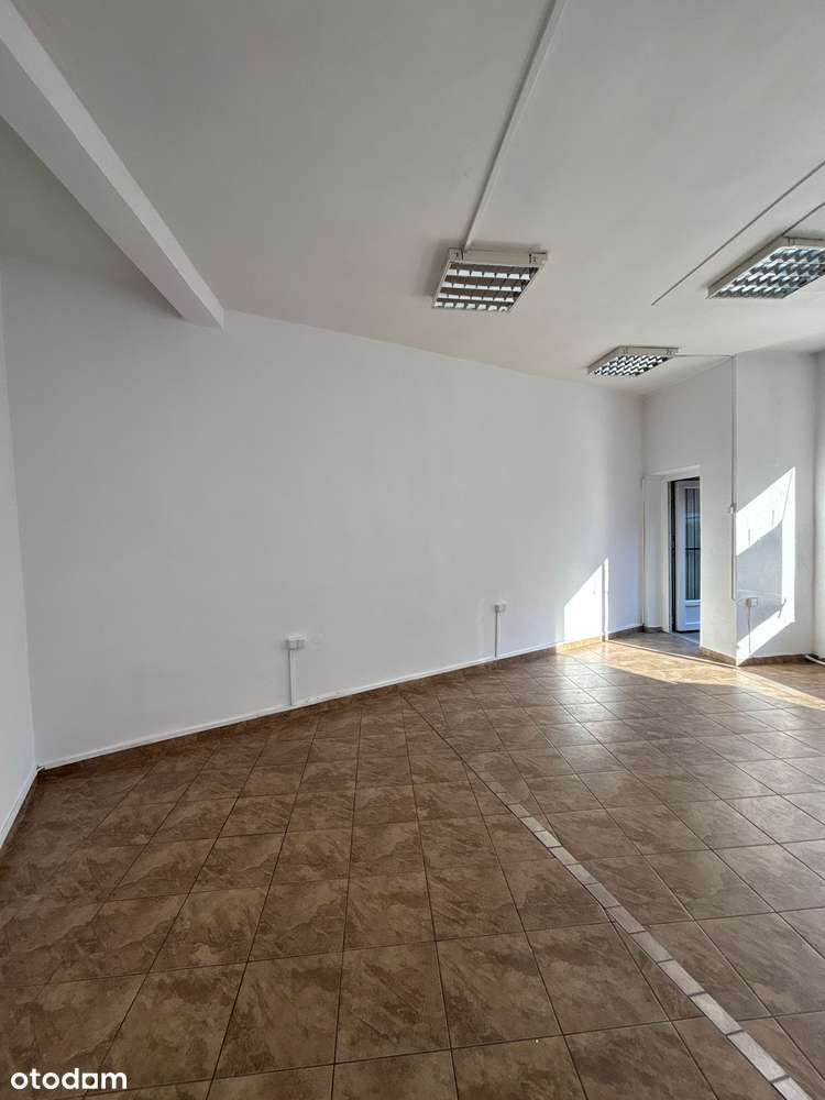 Gniezno Centrum Lokal użytkowy 41,90m2 PARTER-7