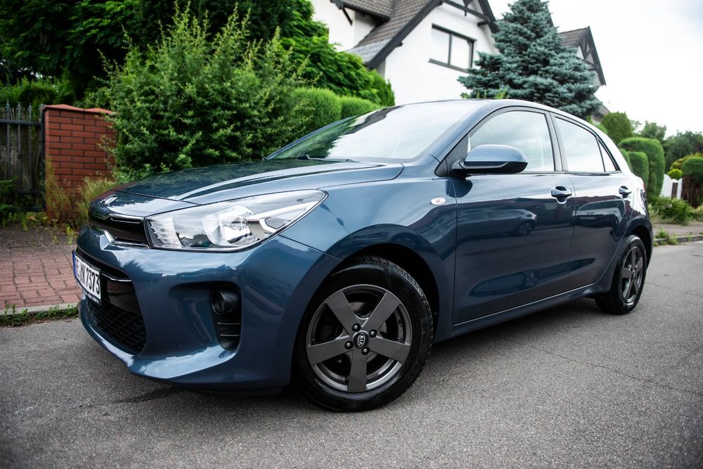Kia Rio IV (2017-) 1.2 Edition 7 2017