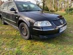 Volkswagen Passat - 1