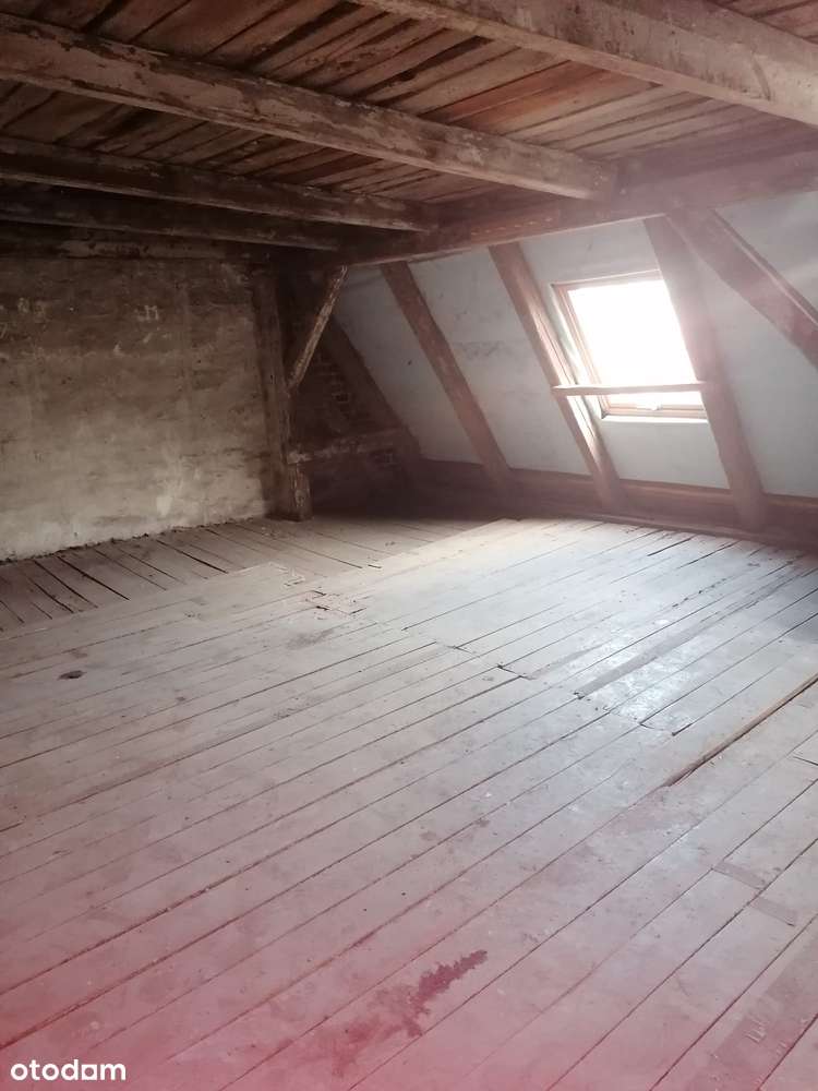 Strych na Jackowskiego