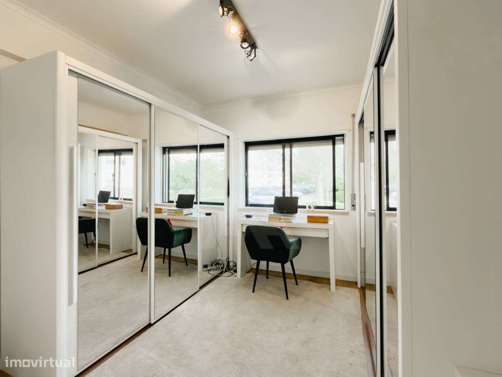 Apartamento T3 em Cascais com Garagem-16