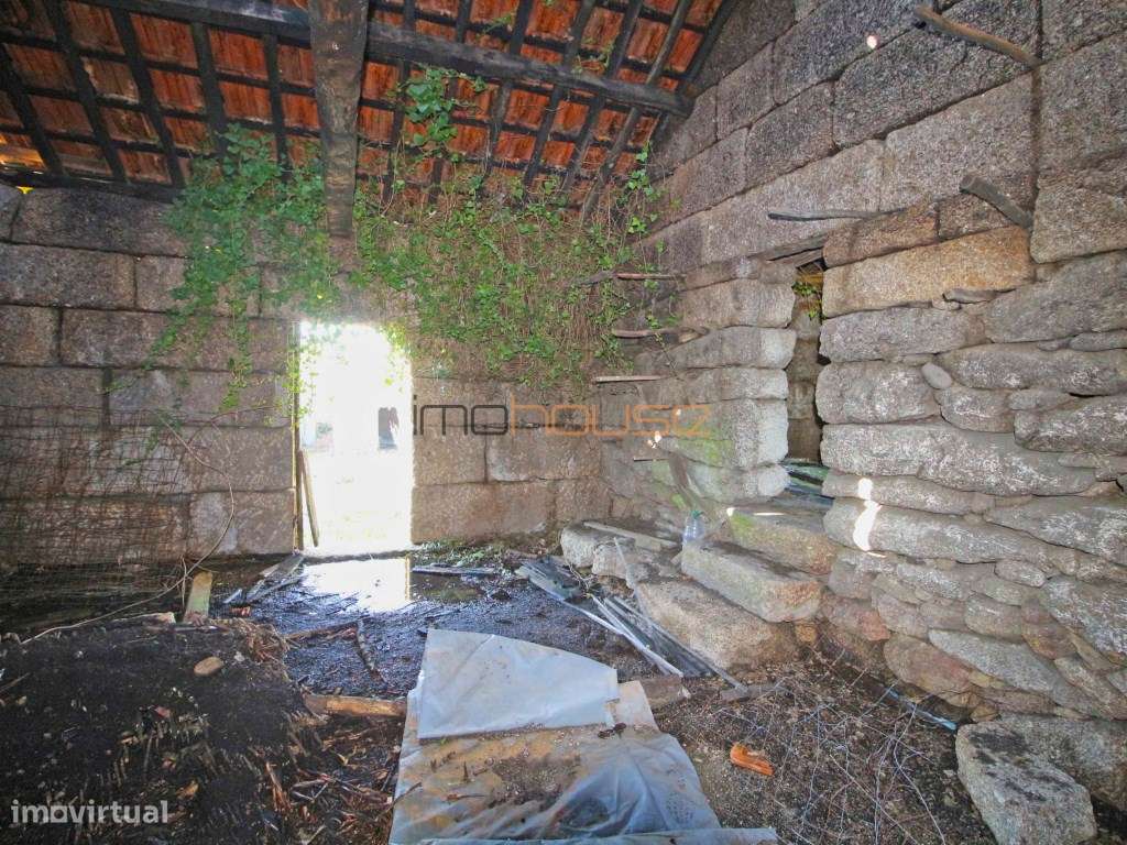 Terreno de 84 hectares-15