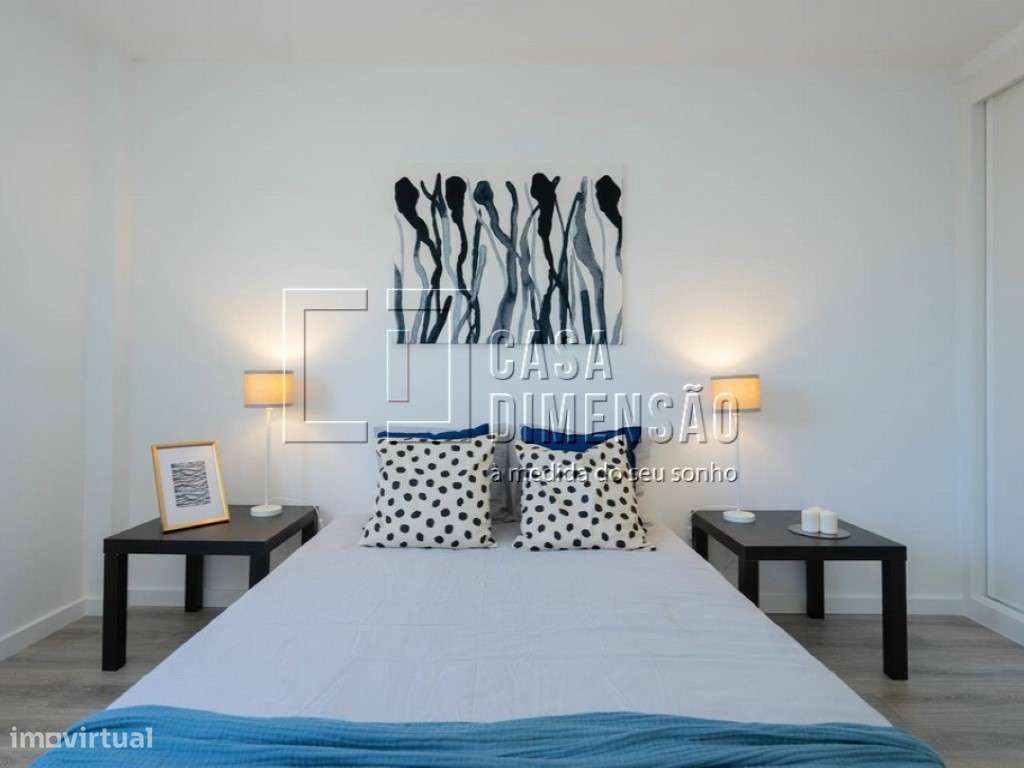 Apartamento de tipologia T3 com varanda, mobilado e equipado em Ben...-36