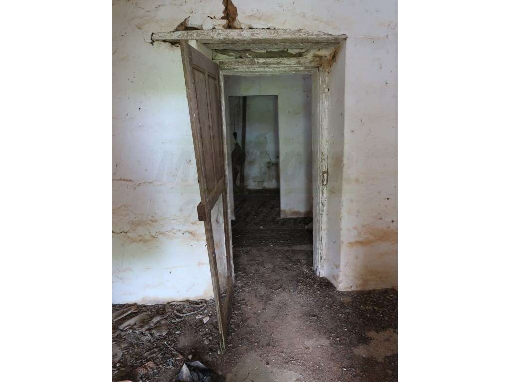 Quinta em excelente localização-14