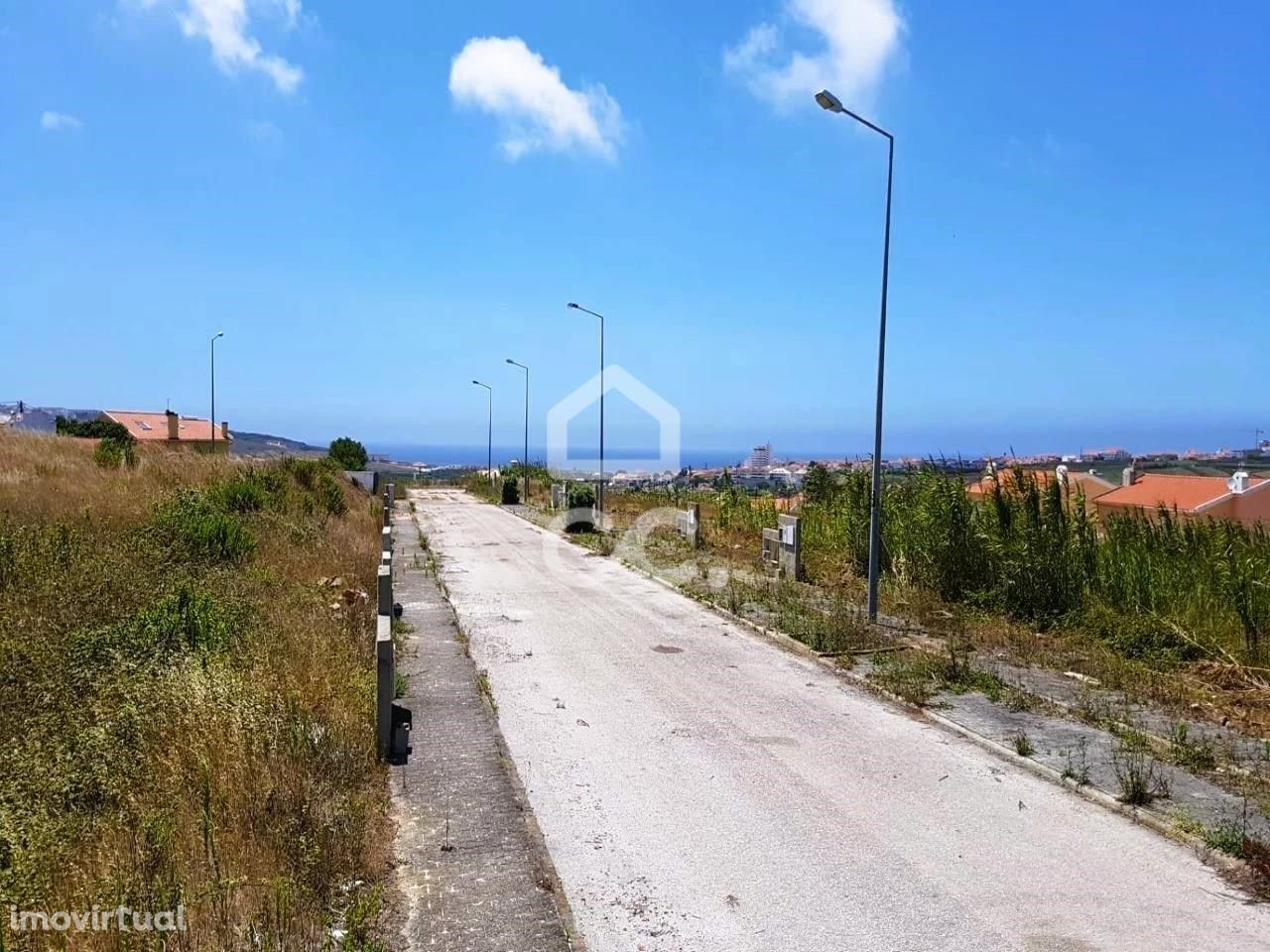 Magnífico lote para construção de Moradia com vista mar no horizonte,