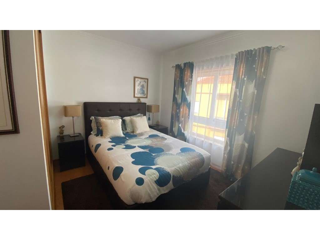 Moradia geminada triplex T3 + 1 - Grande imagem: 5/34