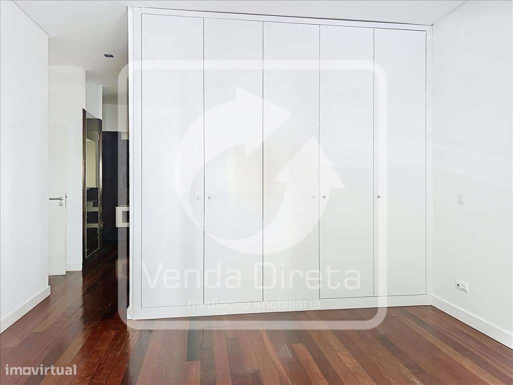 Apartamento T4 com varanda e 257 m² nas Avenidas Novas Elegância, E...-18