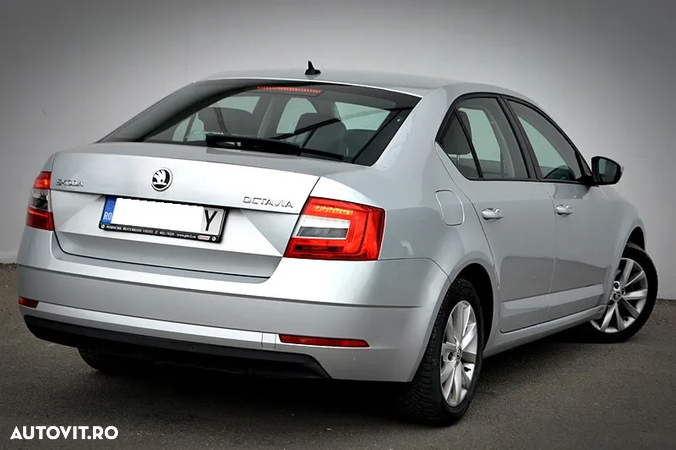 Skoda Octavia - 4