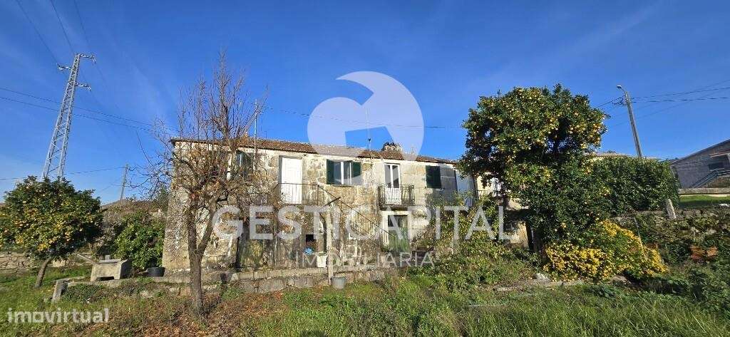 Moradia para recuperar com terreno em Vila Boa do Bispo, Marco de Cana-26