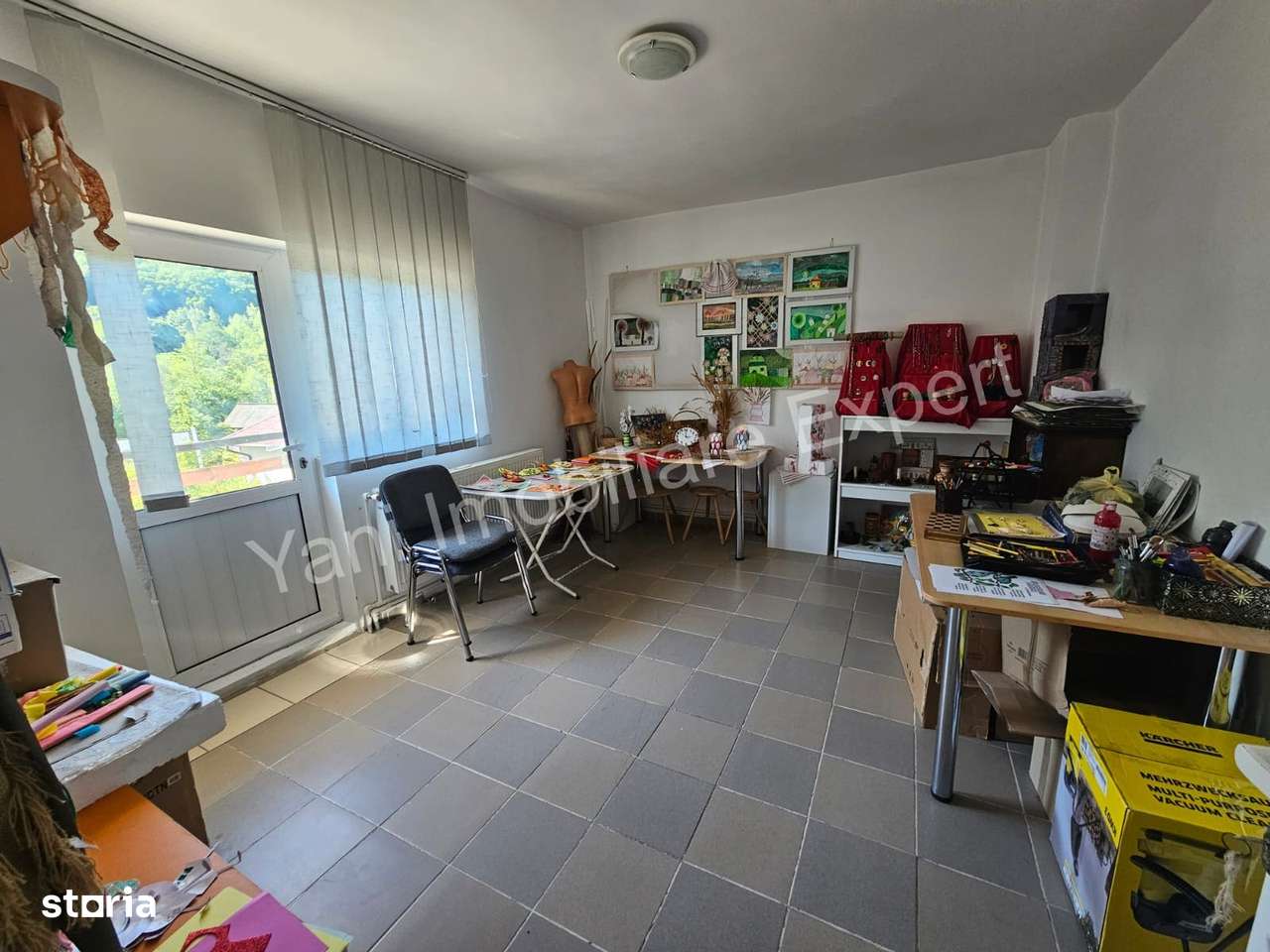 Casă de vânzare în Curtea de Argeș, zona Valea Sasului. - Imagine principală: 5/20